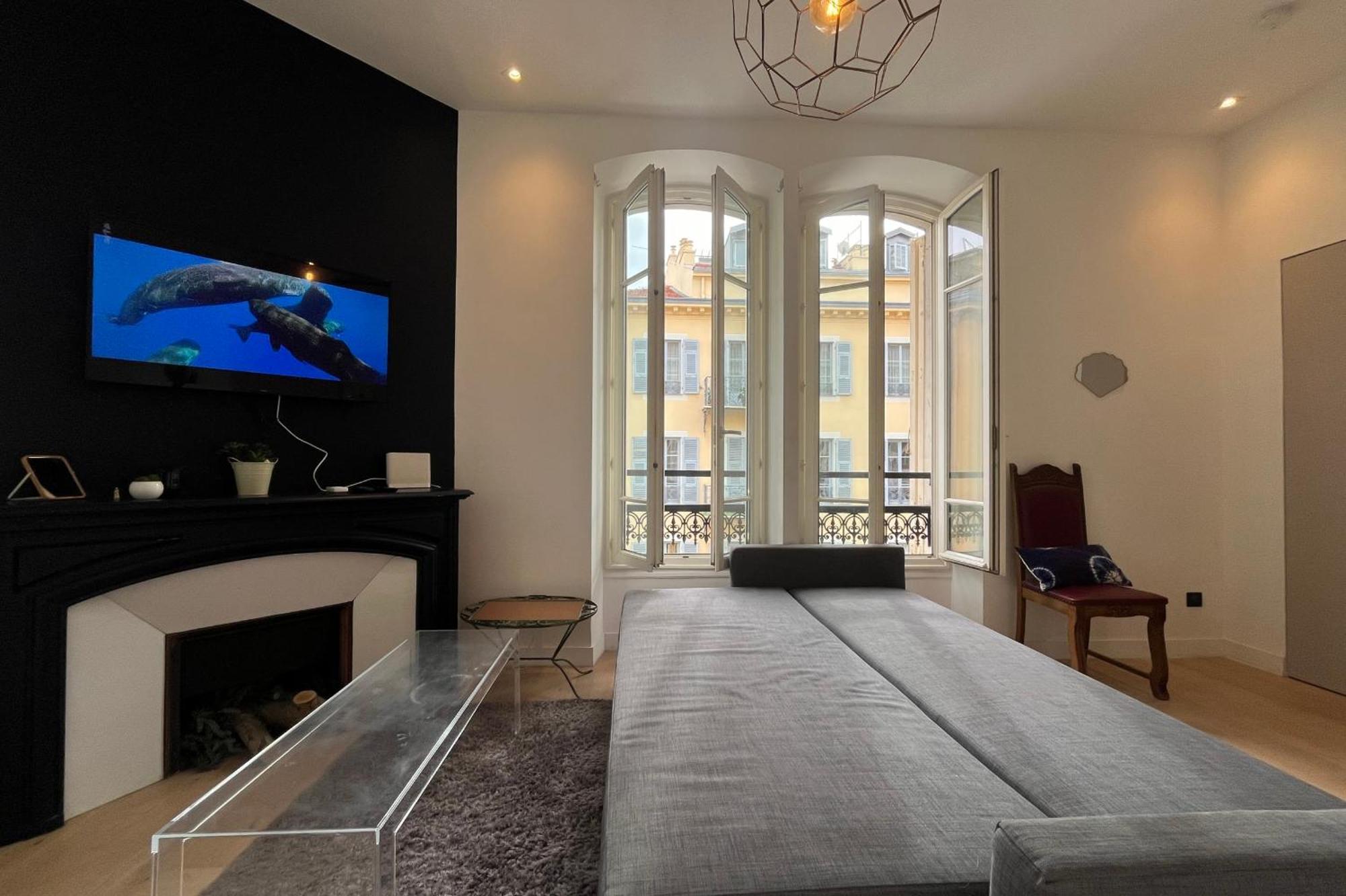 2 Pieces Hypercentre Gioffredo Appartement