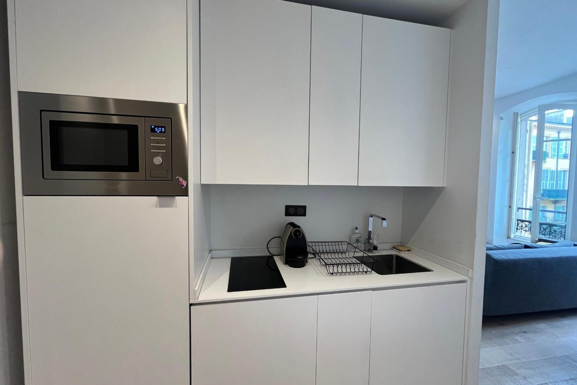 2 Pieces Hypercentre Gioffredo Appartement